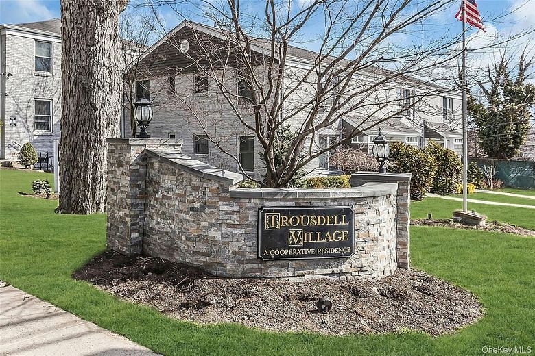 80 Seacliff Avenue #U