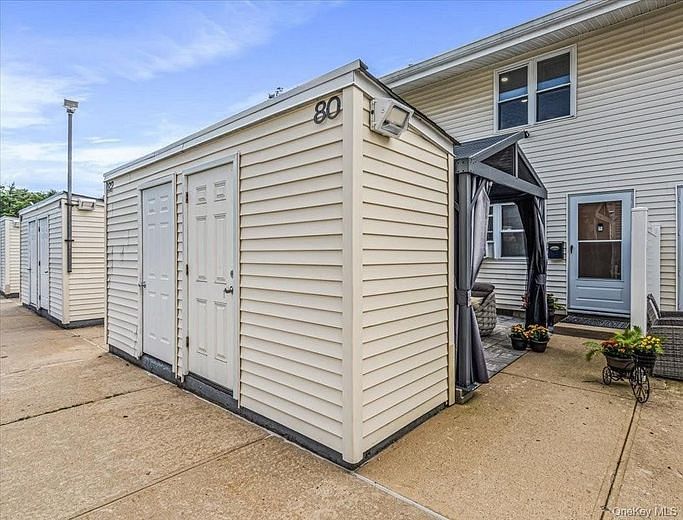 80 Townhouse Road N #80N