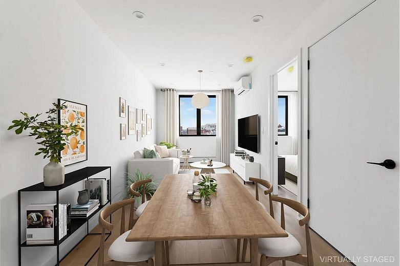 800 Fifth Avenue #2B