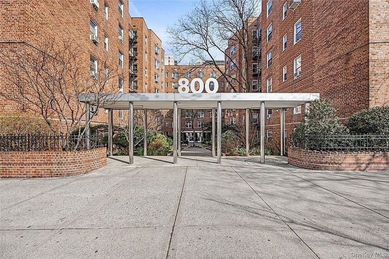 800 Grand Concourse #3BS