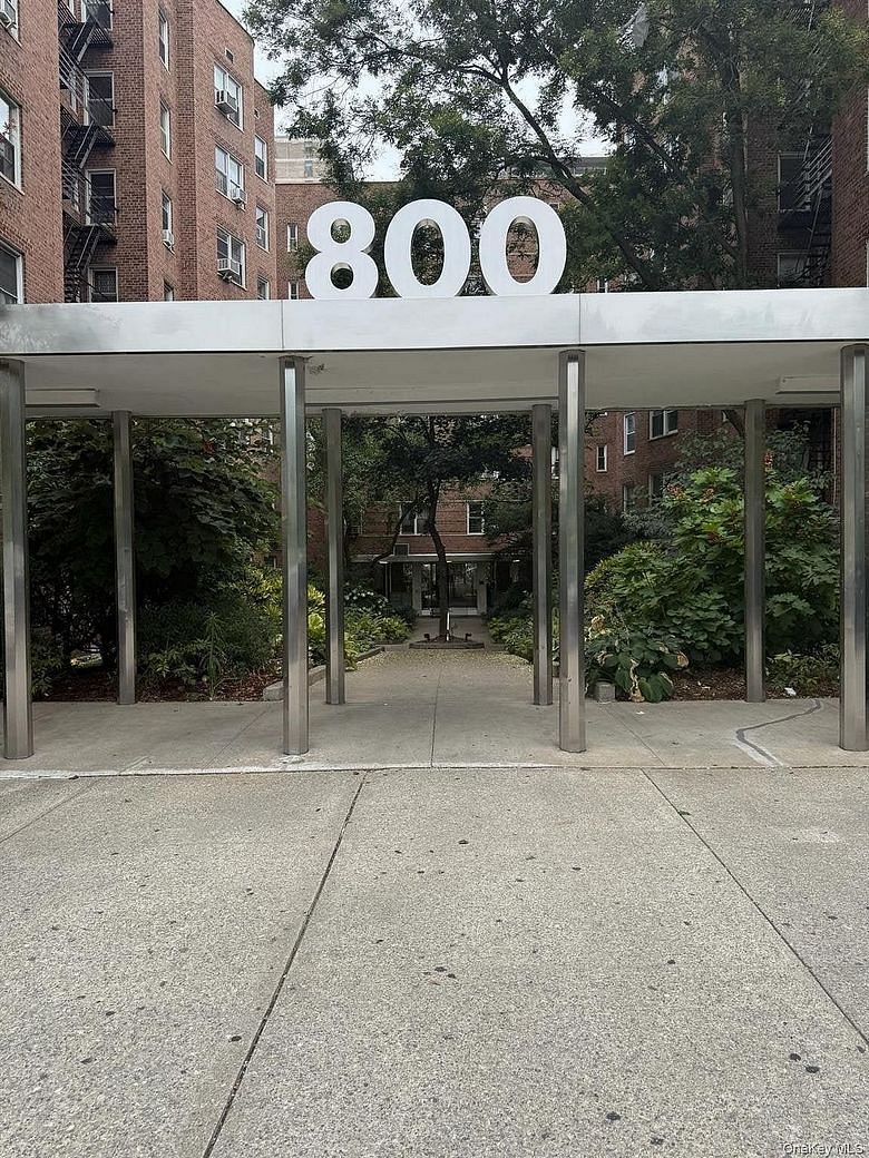 800 Grand Concourse #LEN