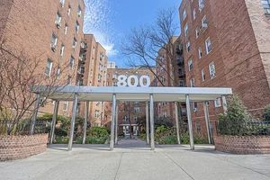 Image 1 of 2 for 800 Grand concourse #LES in Bronx, BRONX, NY, 10451