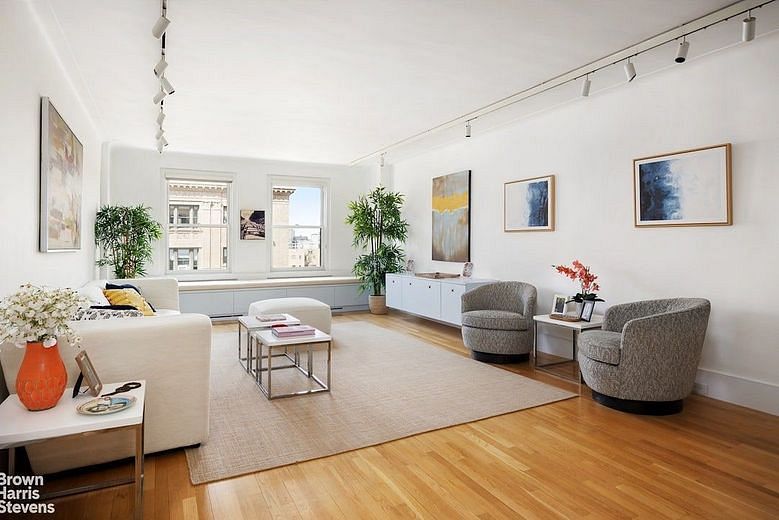 800 West End Avenue #14A