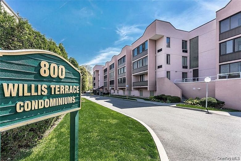 800 Willis Avenue #105