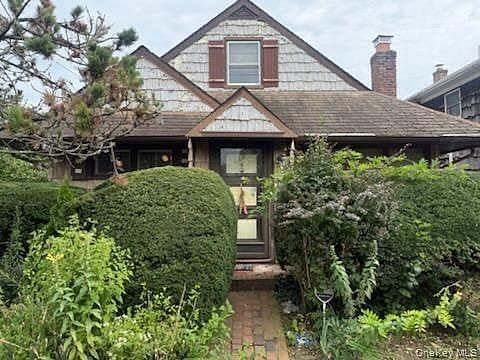 803 Ibsen Street