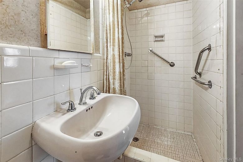 8035 Springfield Boulevard #3C