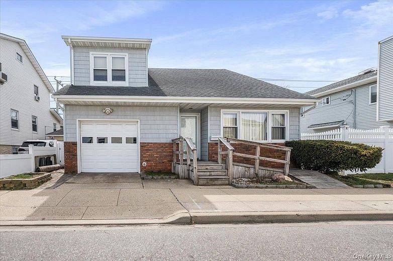 806 E Chester Street