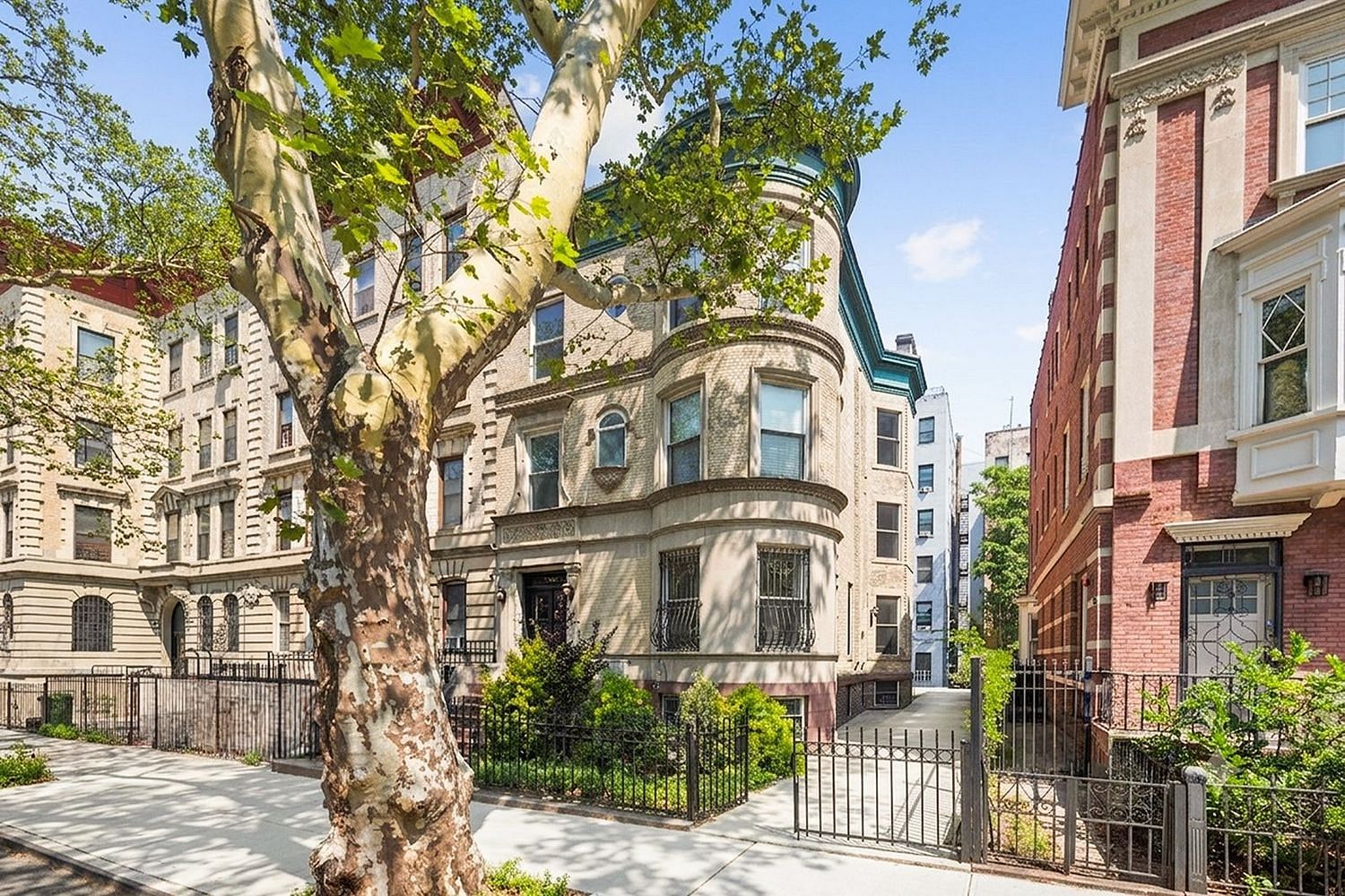 809 Prospect Place