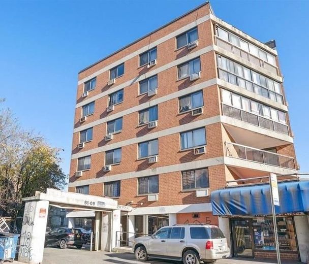 81-09 41 Avenue #5B