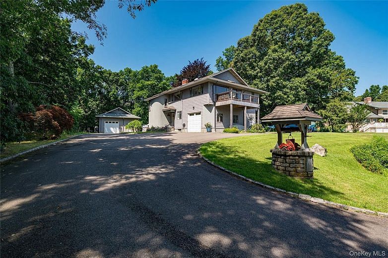 81 Manor Lane