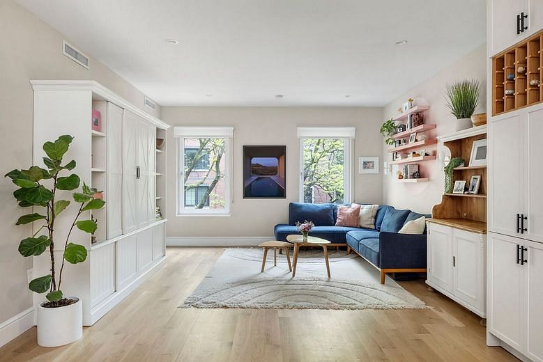 81 Warren Street #3