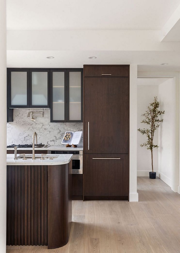 814 Fifth Avenue #4B