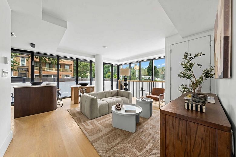 814 Fifth Avenue #MAIS