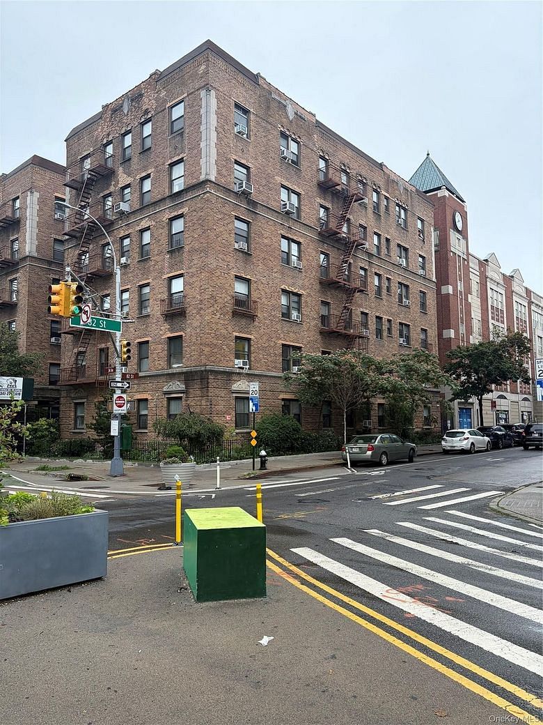 82-06 34 Ave #1A