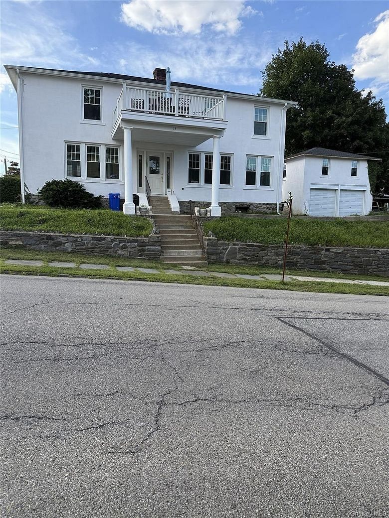 82 Marquand Avenue