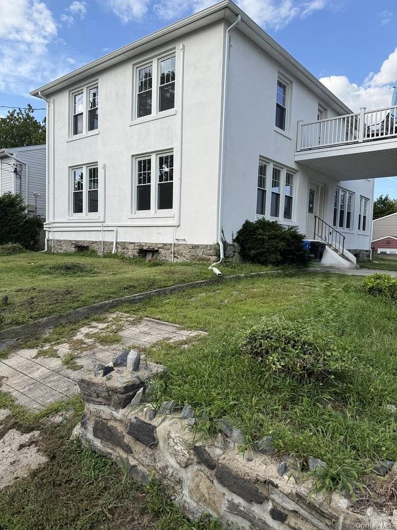 82 Marquand Avenue