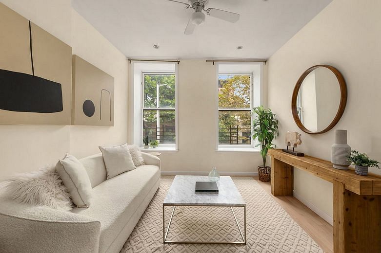 82 Sterling Place #2