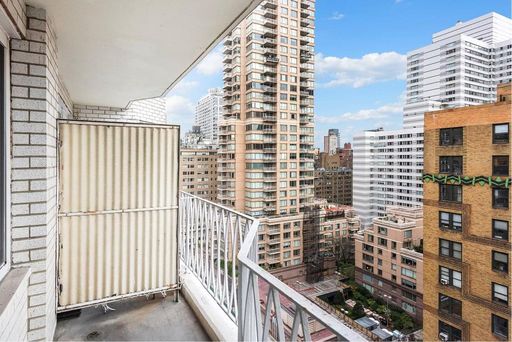 Image 1 of 12 for 1160 Third Avenue #17F in Manhattan, New York, NY, 10065