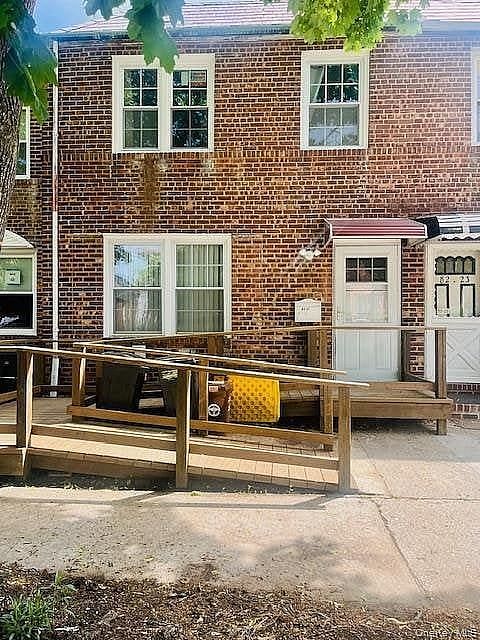 8221 251st Street