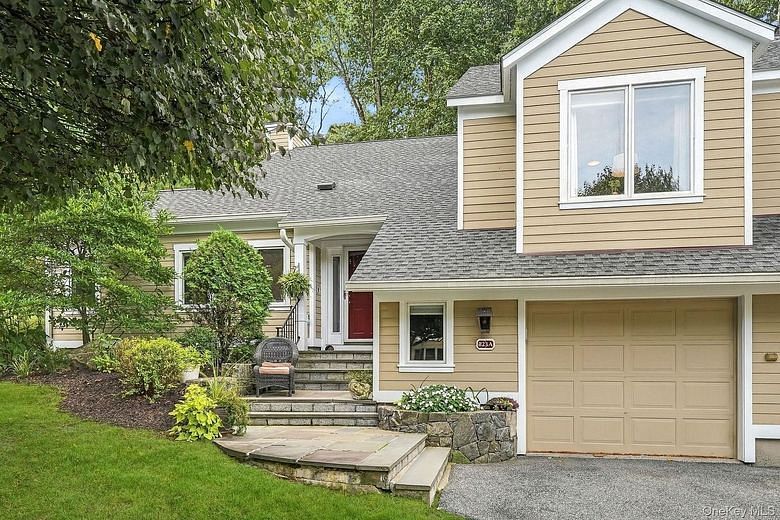 823 Heritage Hills #A