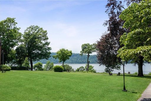 Image 1 of 26 for 765 N Broadway #8B in Westchester, Hastings-on-Hudson, NY, 10706