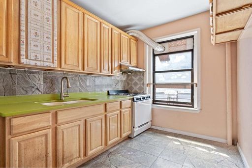 Image 1 of 4 for 828 Gerard Avenue #3A in Bronx, NY, 10451