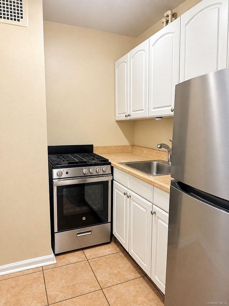 83-05 98 Street #5B