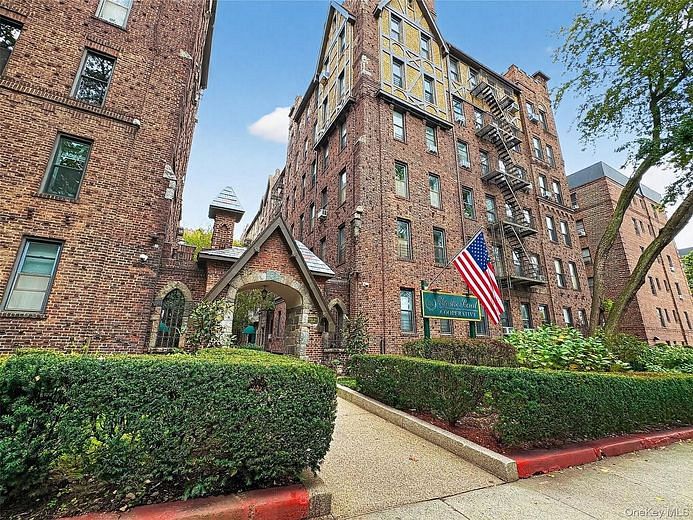 83-15 116 Street #6K