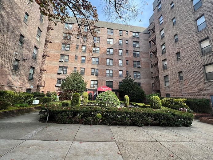 83-15 98 Street #3K