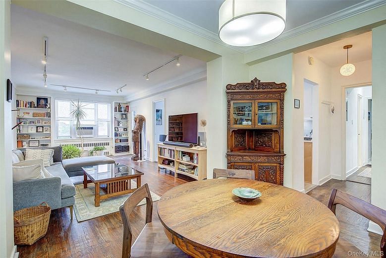 83-33 Austin Street #6C