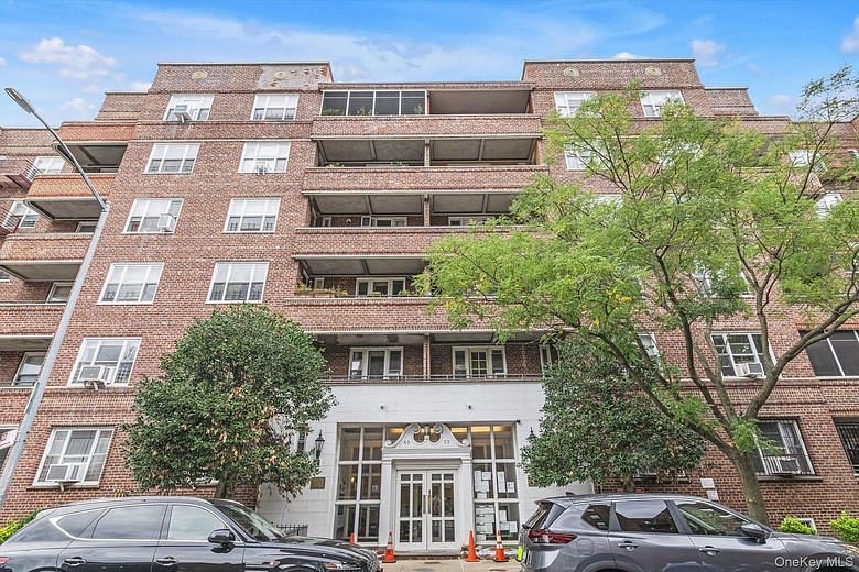 83-33 Austin Street #6G