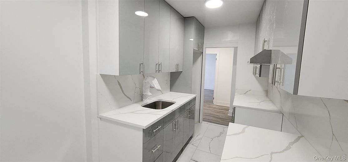 83-52 Talbot Street #1-J