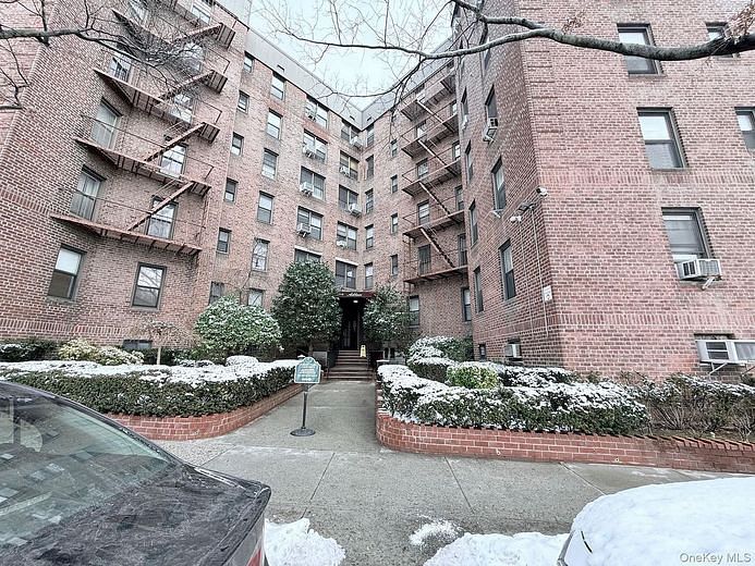 83-55 Woodhaven Boulevard #4K