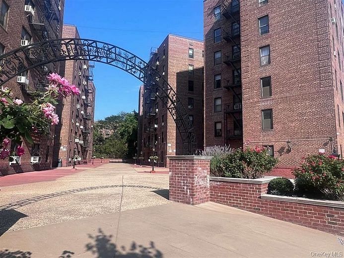 83-75 Woodhaven Boulevard #LB10