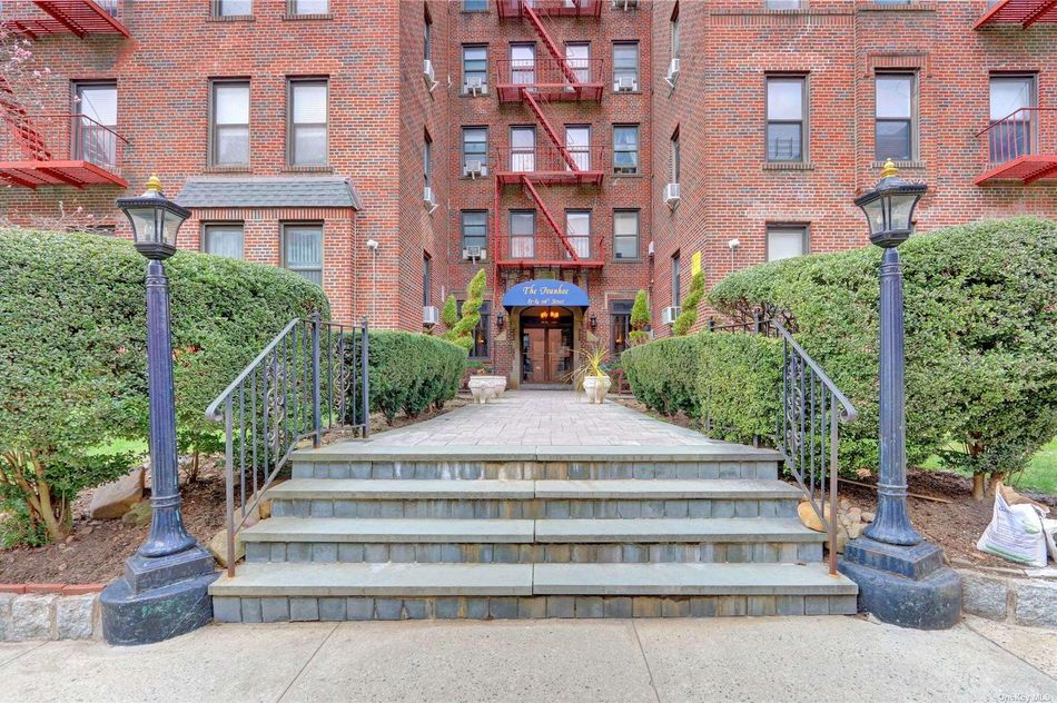 Image 1 of 26 for 83-84 116 Street #3-C in Queens, Kew Gardens, NY, 11418