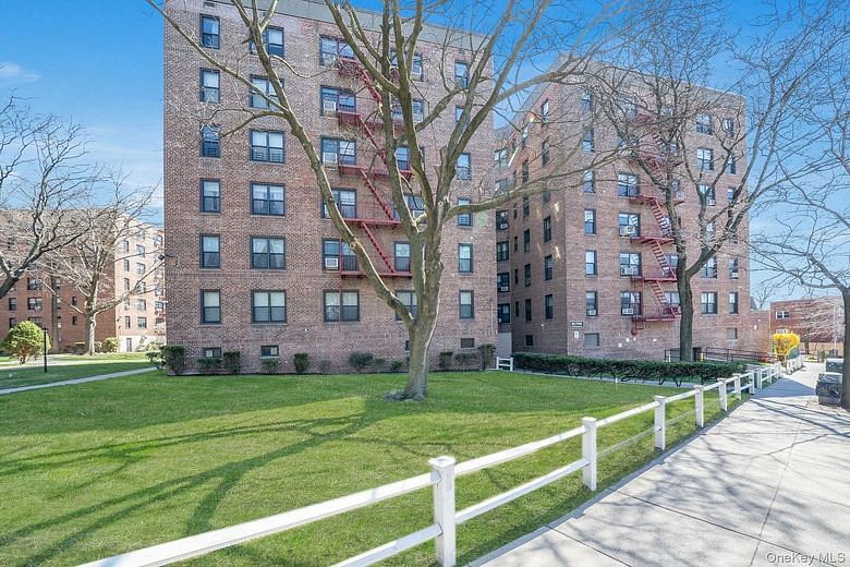 83-85 Woodhaven Boulevard #3L