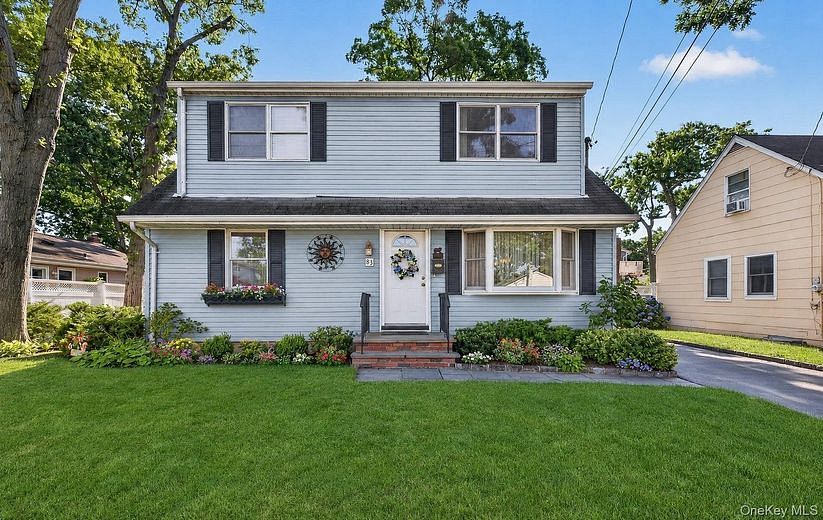 83 Whittier Avenue