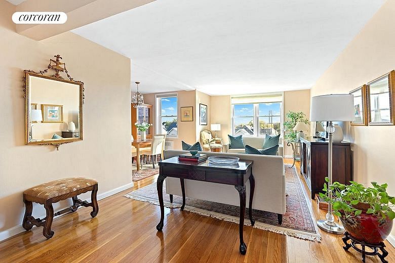 8301 Ridge Boulevard #5G