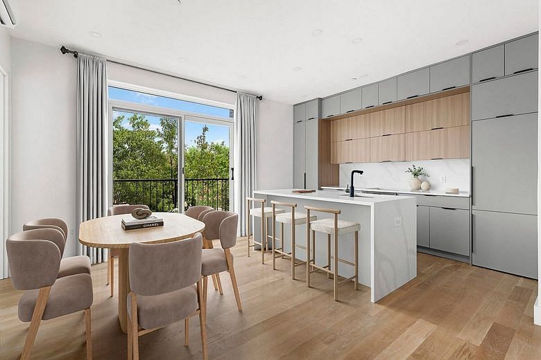 831 Knickerbocker Avenue #2A