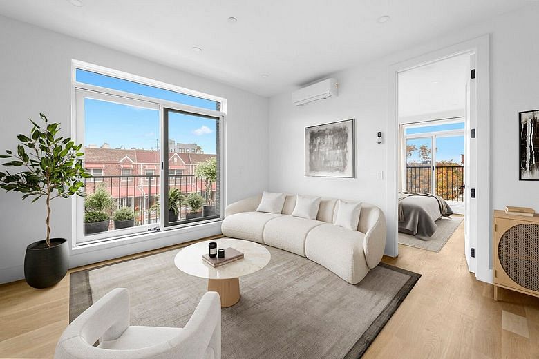 831 Knickerbocker Avenue #3B