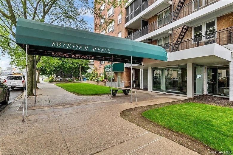 833 Central Avenue #3M
