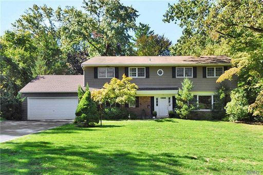 Image 1 of 27 for 230 Chestnut Road in Long Island, Manhasset, NY, 11030
