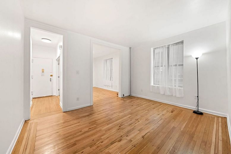 834 Riverside Drive #1A