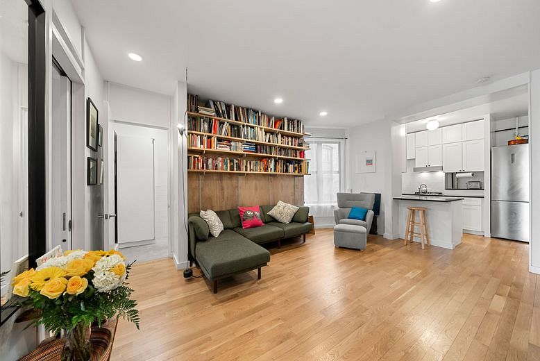 834 Riverside Drive #4C