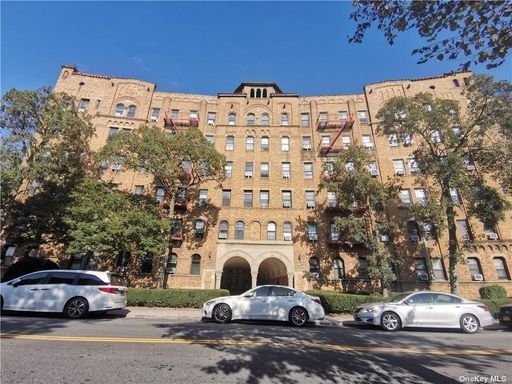 Image 1 of 13 for 8344 Lefferts Boulevard #2K in Queens, Kew Gardens, NY, 11415