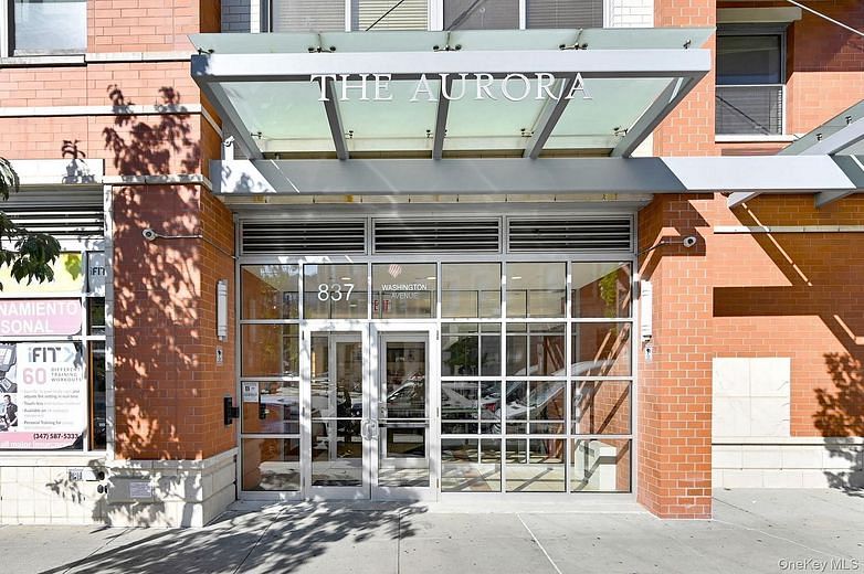 837 Washington Avenue #8P