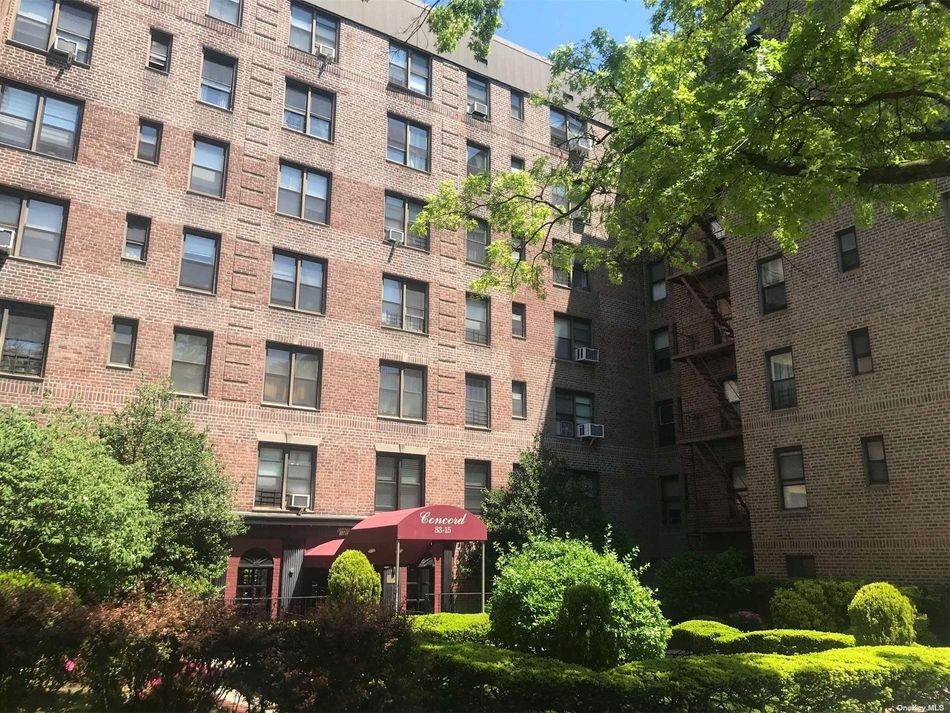 Image 1 of 9 for 83-15 98 Street #3D in Queens, Woodhaven, NY, 11421