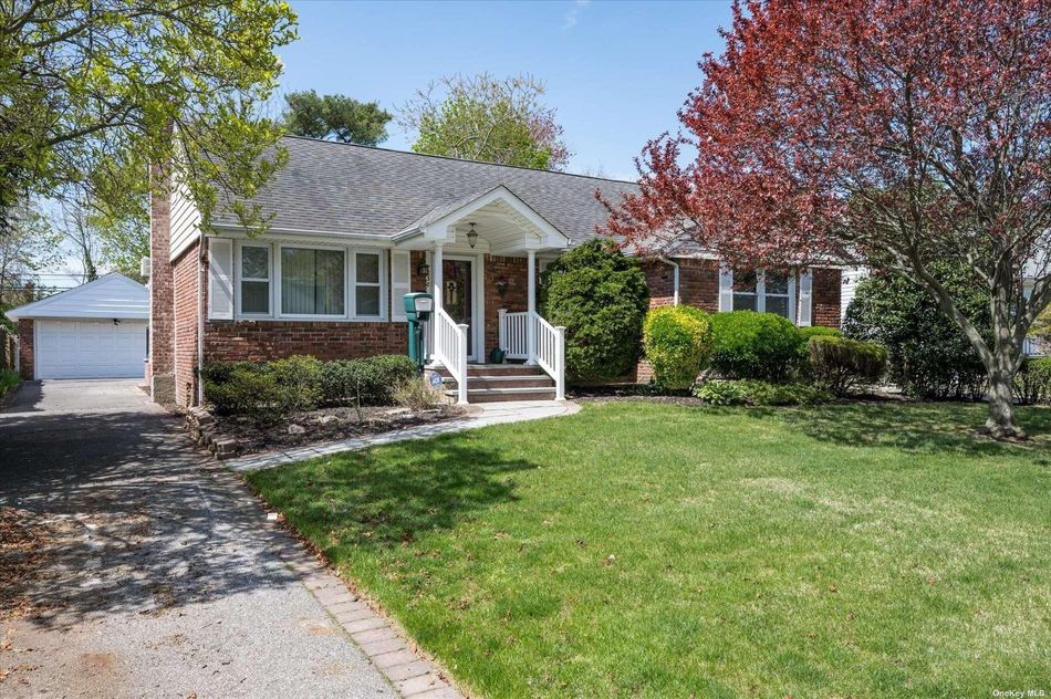 Image 1 of 27 for 838 Alan Drive in Long Island, Wantagh, NY, 11793