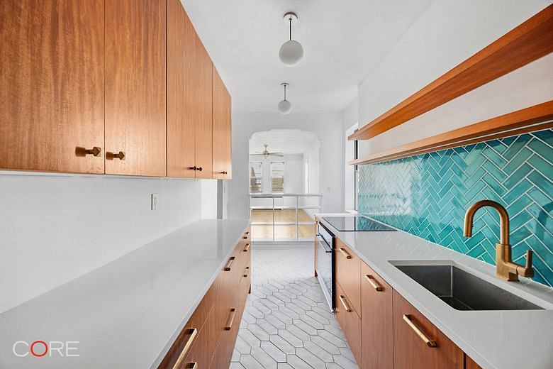 84-12 35th Avenue #6i