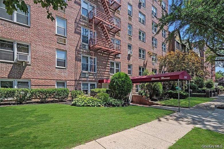 84-25 118 Street #3D